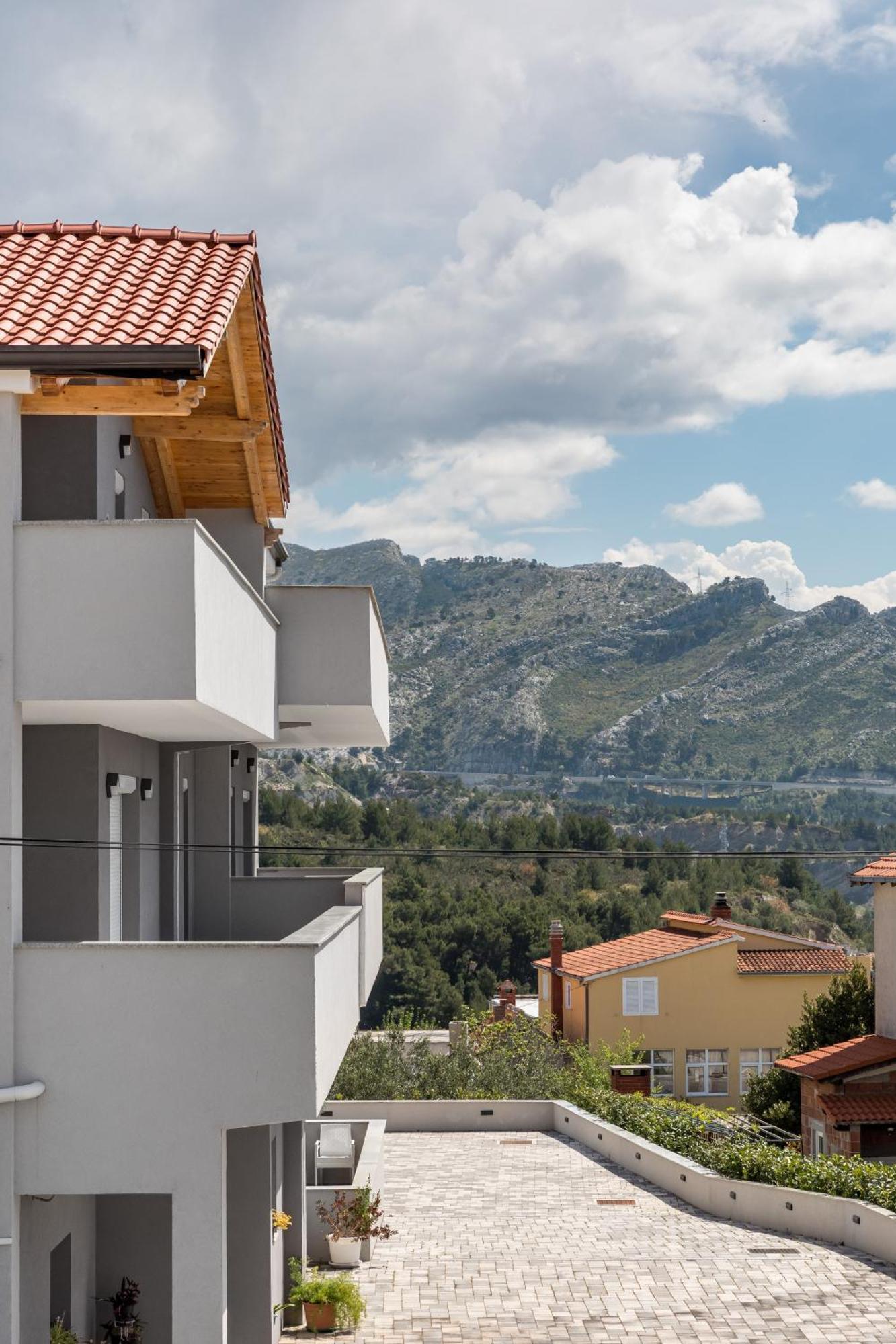 Apartments Villa Salona Sky Værelse billede